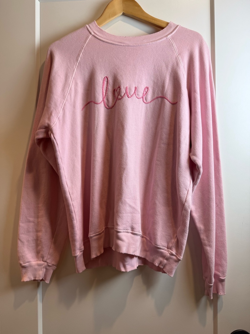 I.S.M.B.S Pink 'love' Embroidered Crewneck Sweatshirt Size‎ L